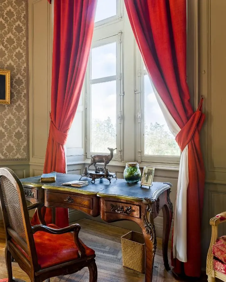 Chateau LE BROSSAY Renac 0*,  France